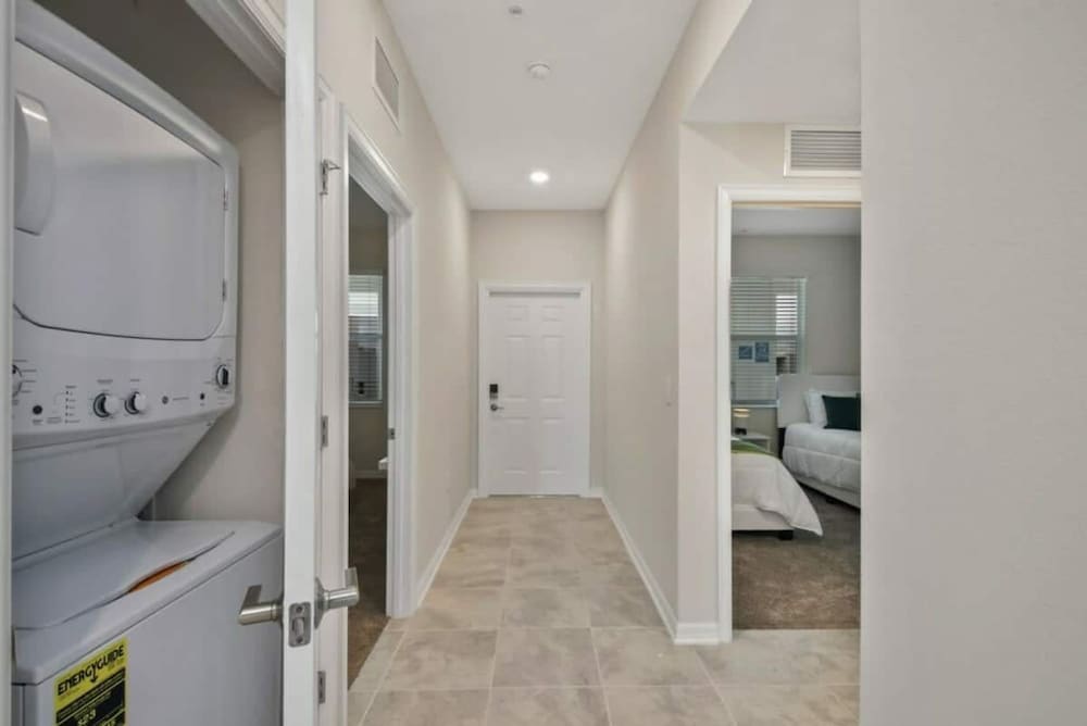3120 Unit 406 Stunning 2B Apartment