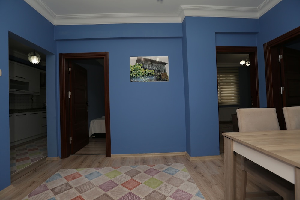 Guven Suite House