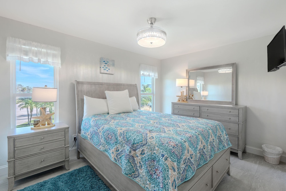 Island Bay Retreat