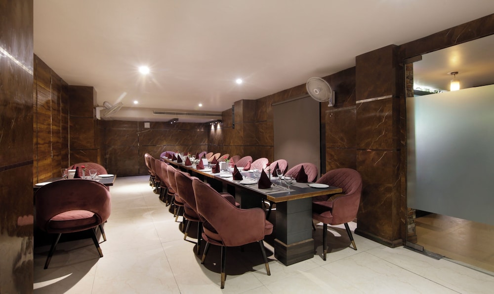 Faridabad Vacations - Treebo Punjabi Nature Residency, Near Faridabad Railway Station - Property Image 11