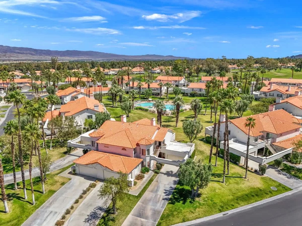 2Br Golfside Getaway in Desert Falls