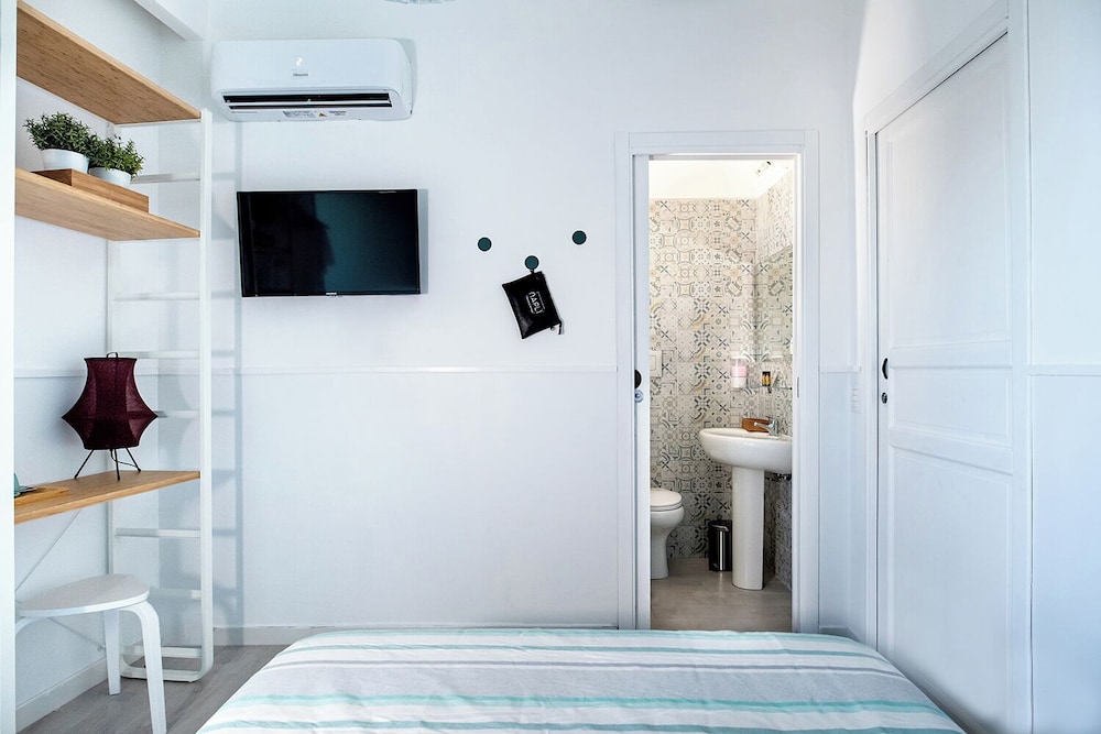 Royal Art House H Duomo by ClaPa Group Dislocated Hospitality