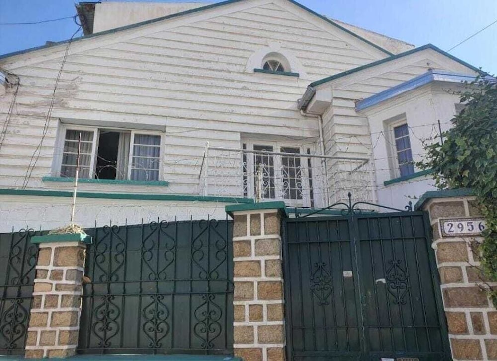 Nomada Hostal