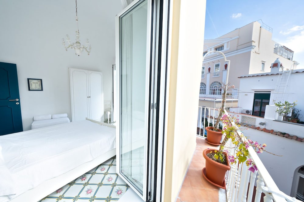 Cocor Capri by Elite Villas