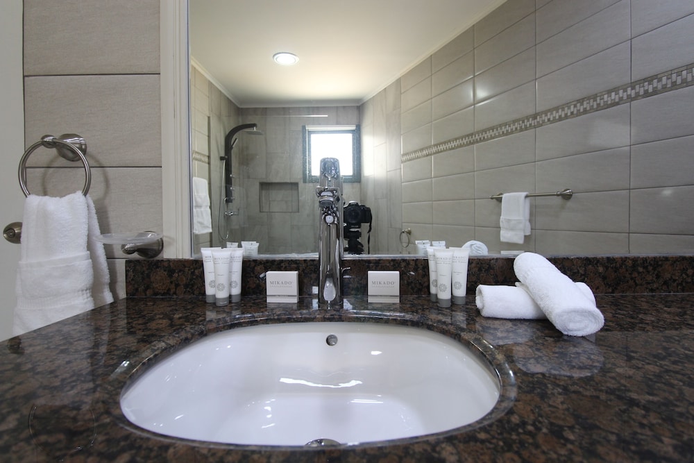 Tierra del Sol Resort by Bocobay
