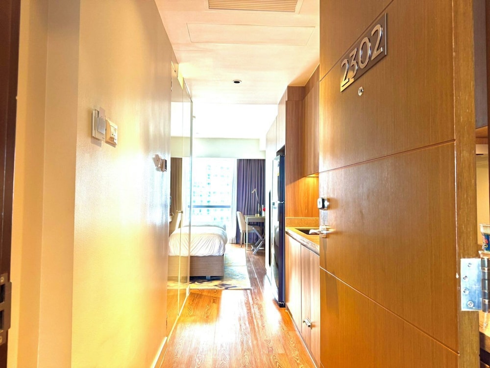Hotel Residences at Acqua