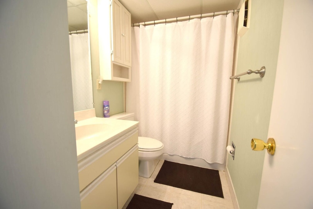 Harbour Island 302l 2 Bedroom Condo
