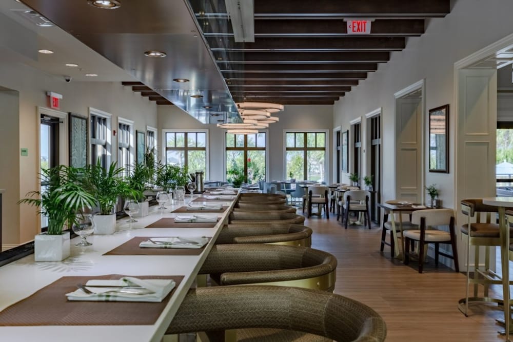 Solara Resort 1568 - Image 1