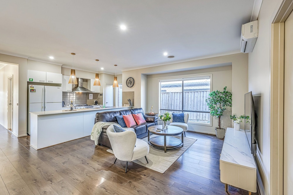 StayAU Pakenham 5 BRM Oasis Pet-friendly