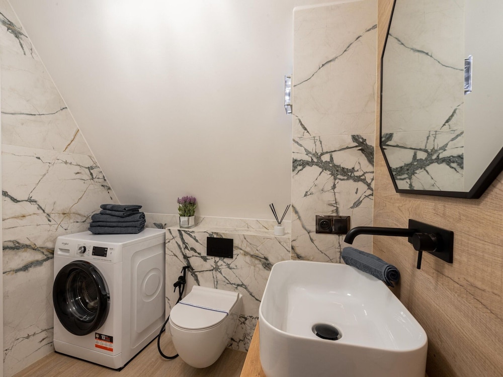 Apartment in Kolobrzeg Near Seaside Beach view 4