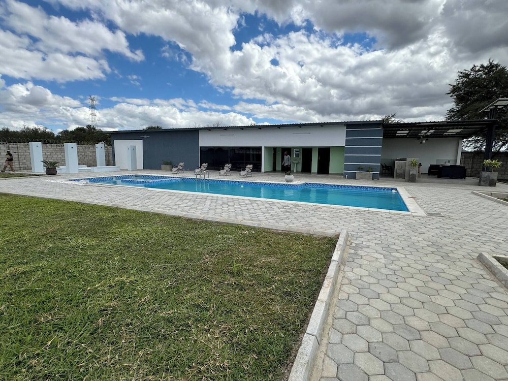 Luxurious Motherland Apartments