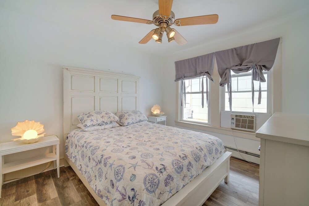 Pet-friendly Apartment in Wildwood < 1 Mi to Beach view 5
