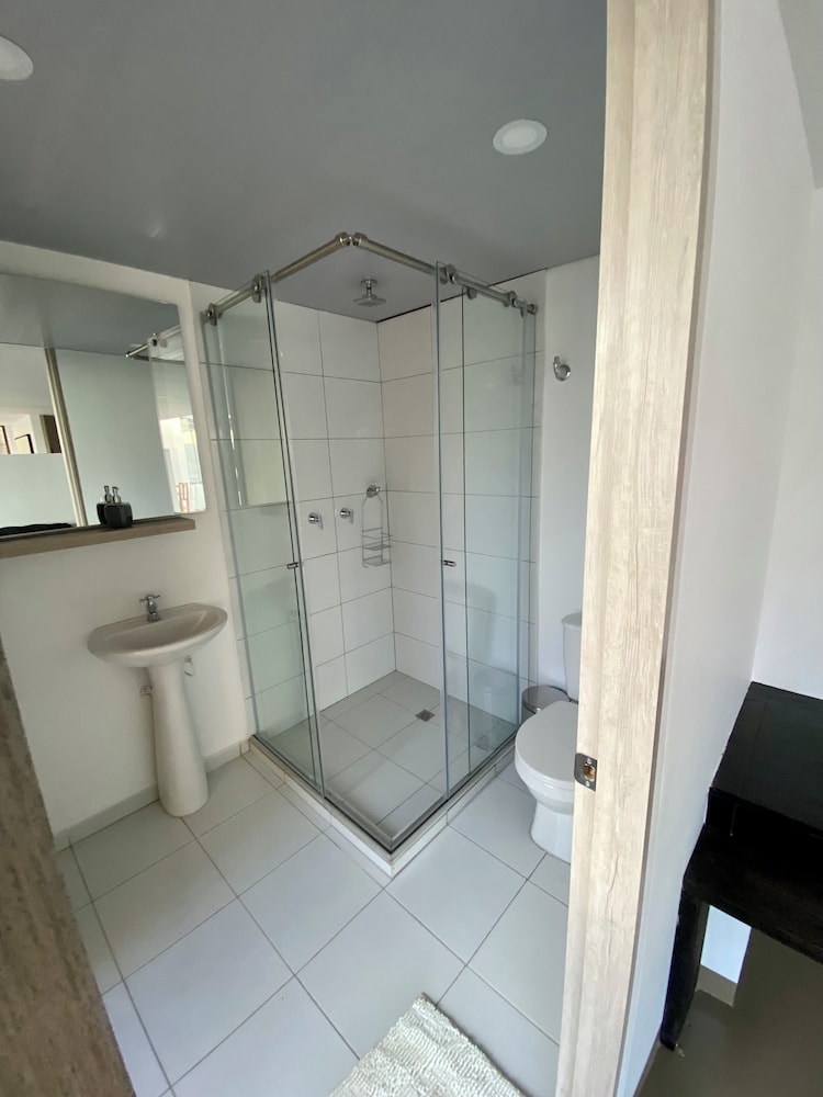 OPE SUITES CALLE 100