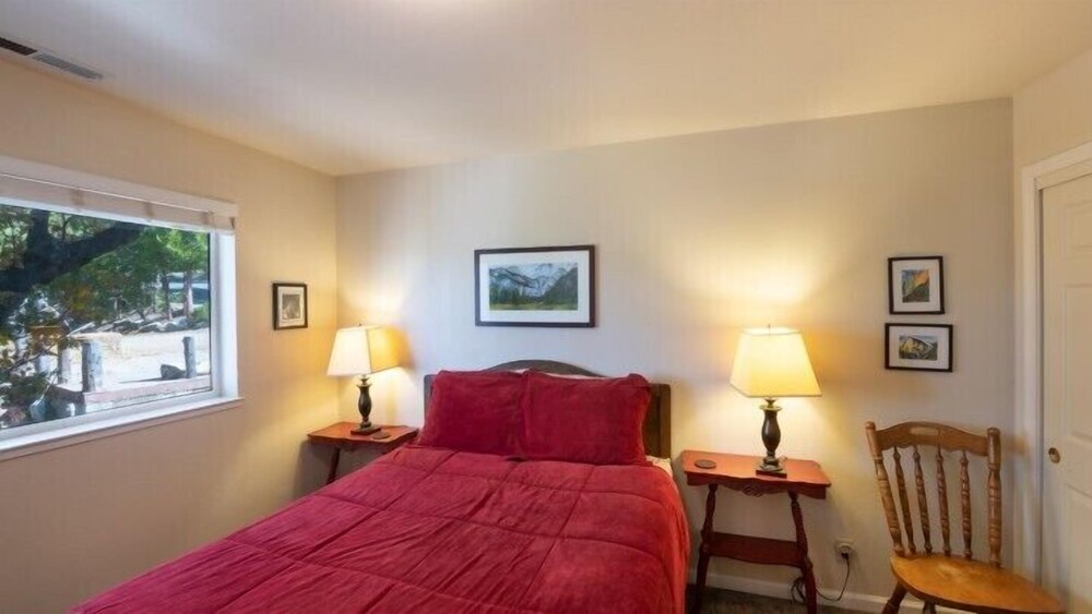 Scenic Wonders Yosemite Park Place 3 Bedrooms view 5