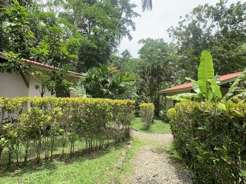Luna Caribeña Village