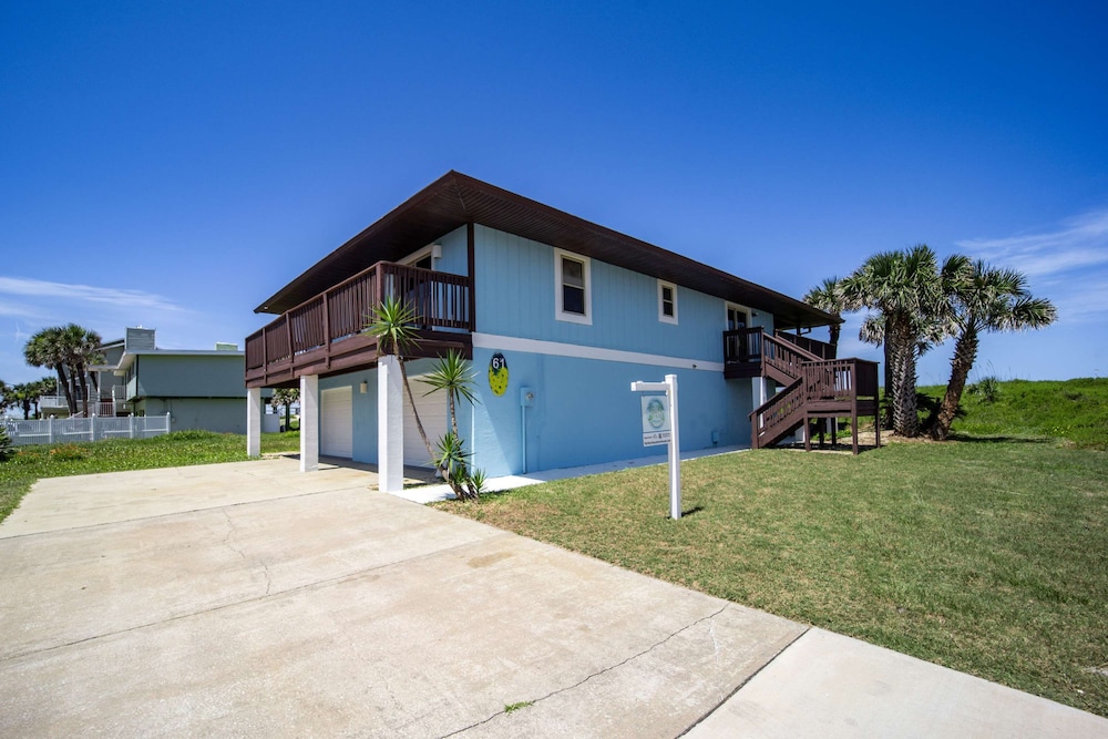 Oceanfront Steps to Sand Deck Pets Welcome