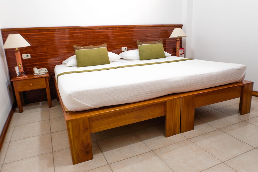 Hostal Macaw view 5