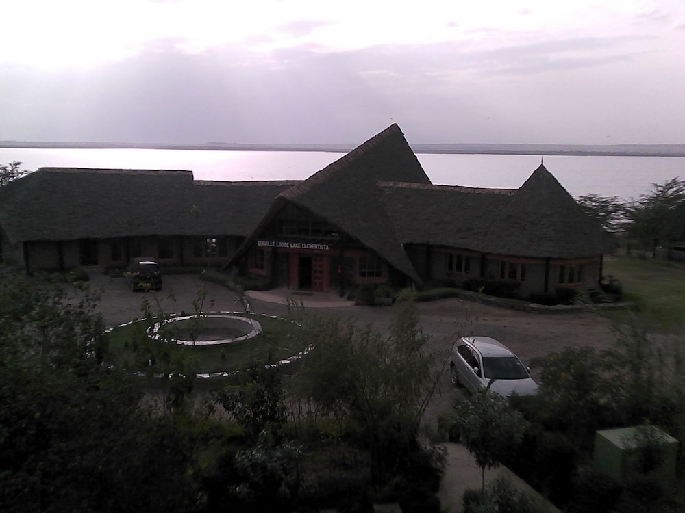 Sirville Lake Elementaita Lodge