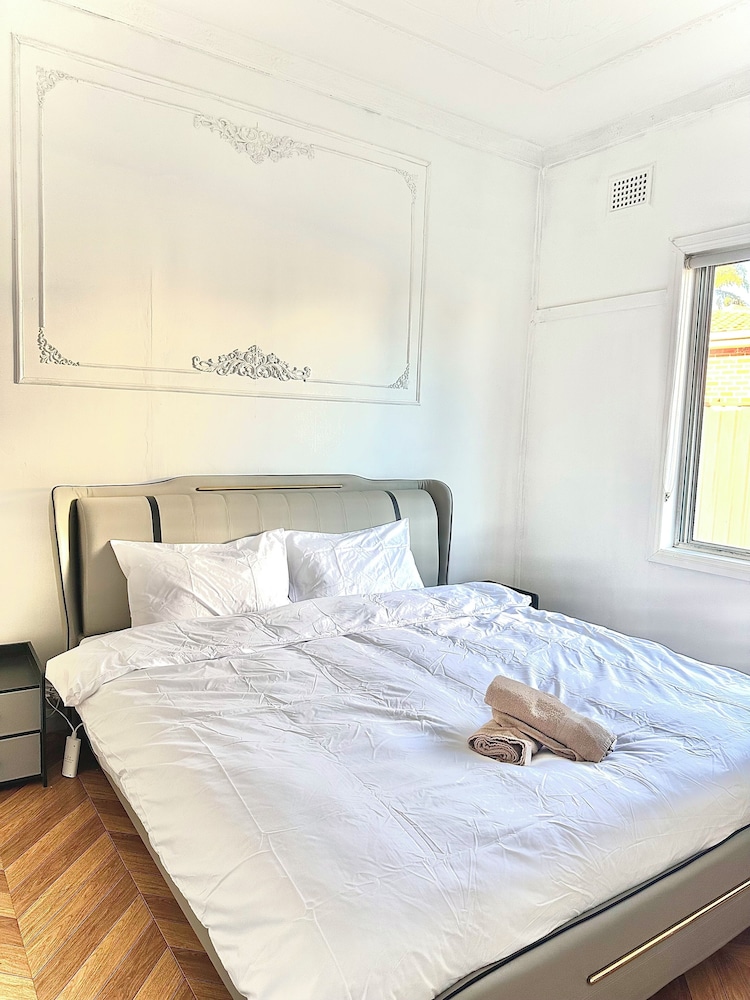 Modern Vintage Single & King size Rooms