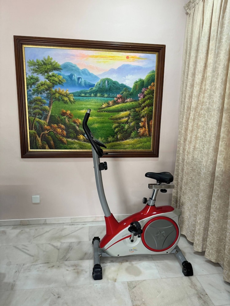 Cozy Johor Bahru Home With Family Room and Unblock Balcony View