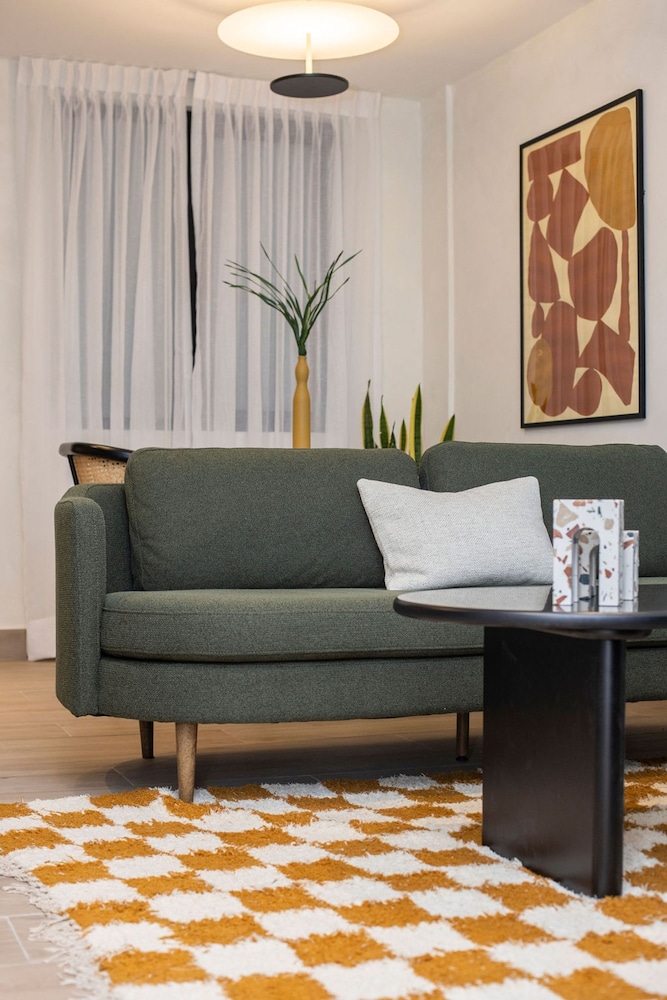 The Stallion by Acomodo Casco Viejo-top Location