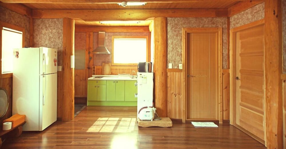 Tongyeong Daore Pension