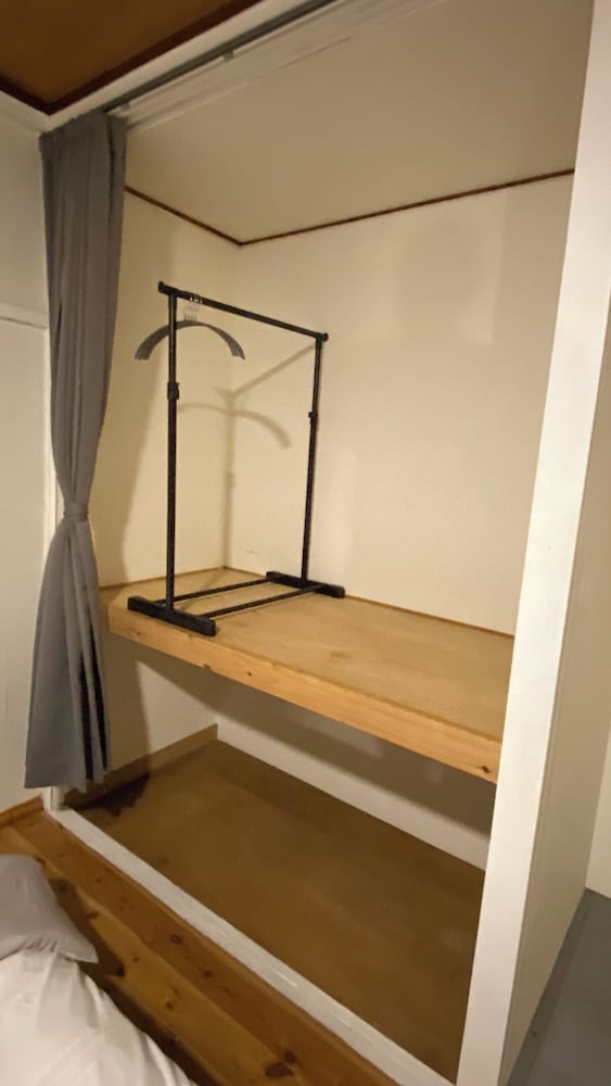 AkiraHome Tsurumibashi