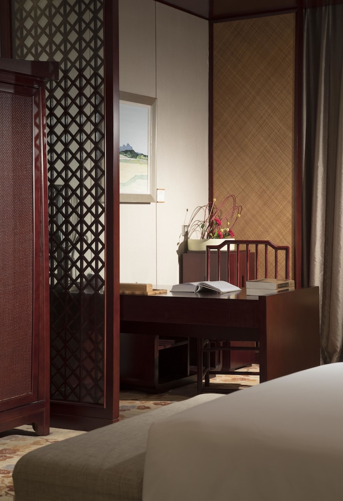 Ovation Seven-Cultivation Hotel