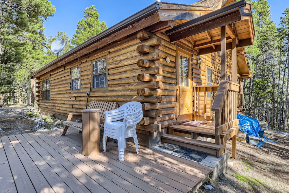 Alice's Awd Acres 2 Bedroom Cabin