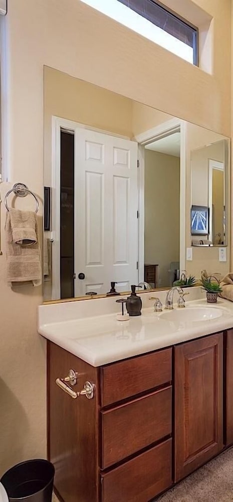 Caledonia Dreamin By Signature Vacation Rentals