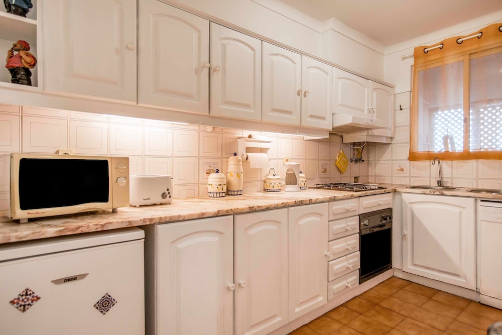 Casa Falesia T2 - 5 min From the Beach - Wifi