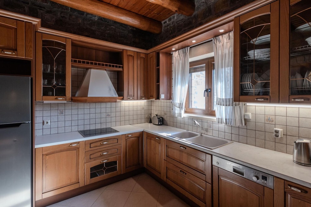 Villa Vilana With Private Pool