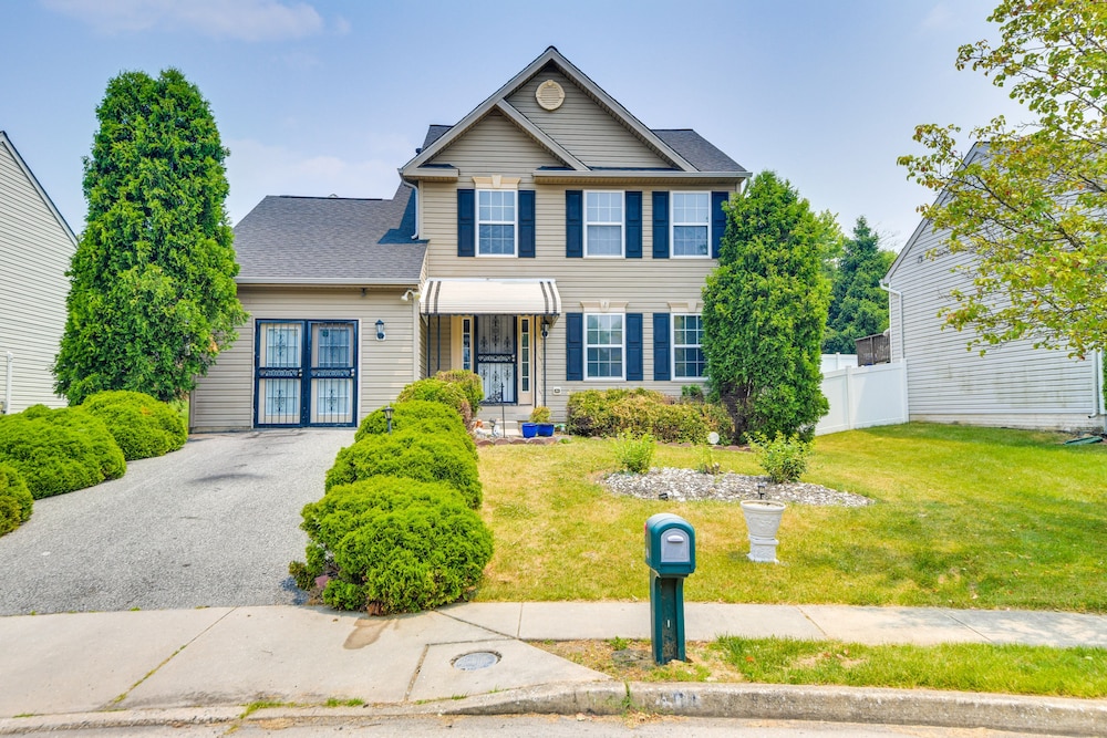 Baltimore Vacations - Baltimore Home w/ Deck, 9 Mi to Downtown! - Property Image 1