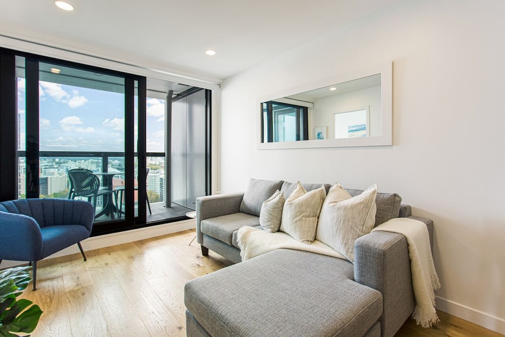 Modern 2BR in CBD - Zodiak Stays