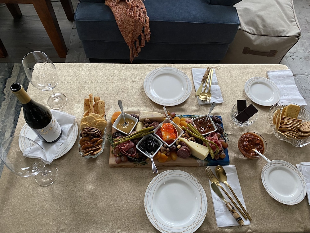 Rocklyn Inn Bed & Breakfast