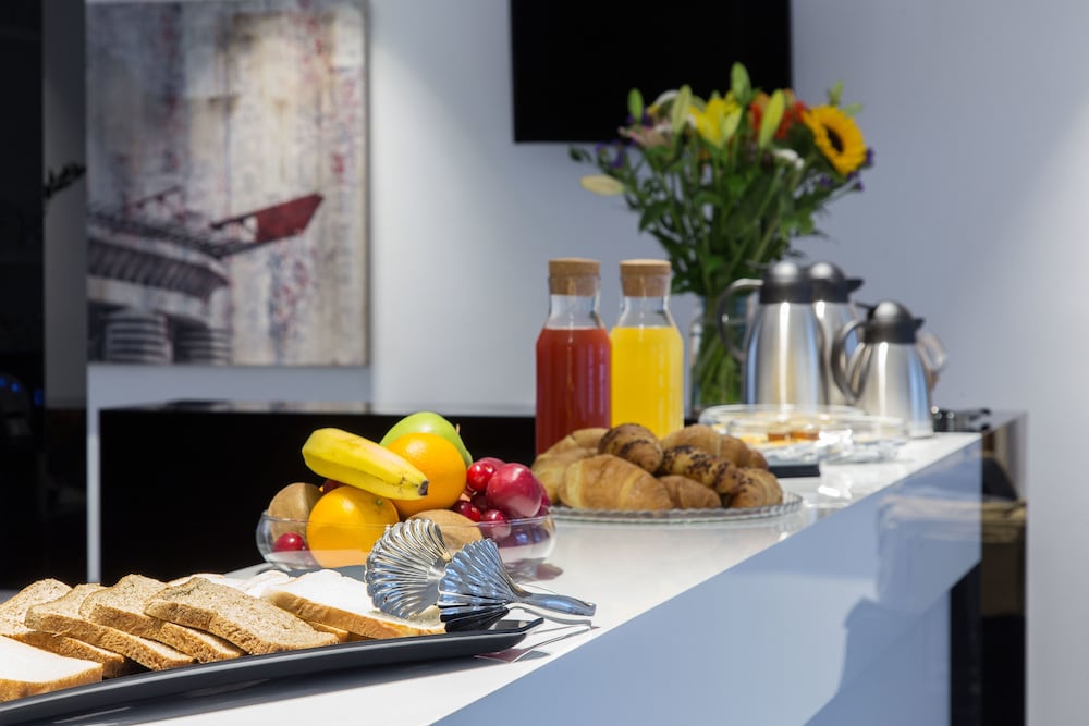 Hotel Studio Inn Centrale & Milano Urban Padel