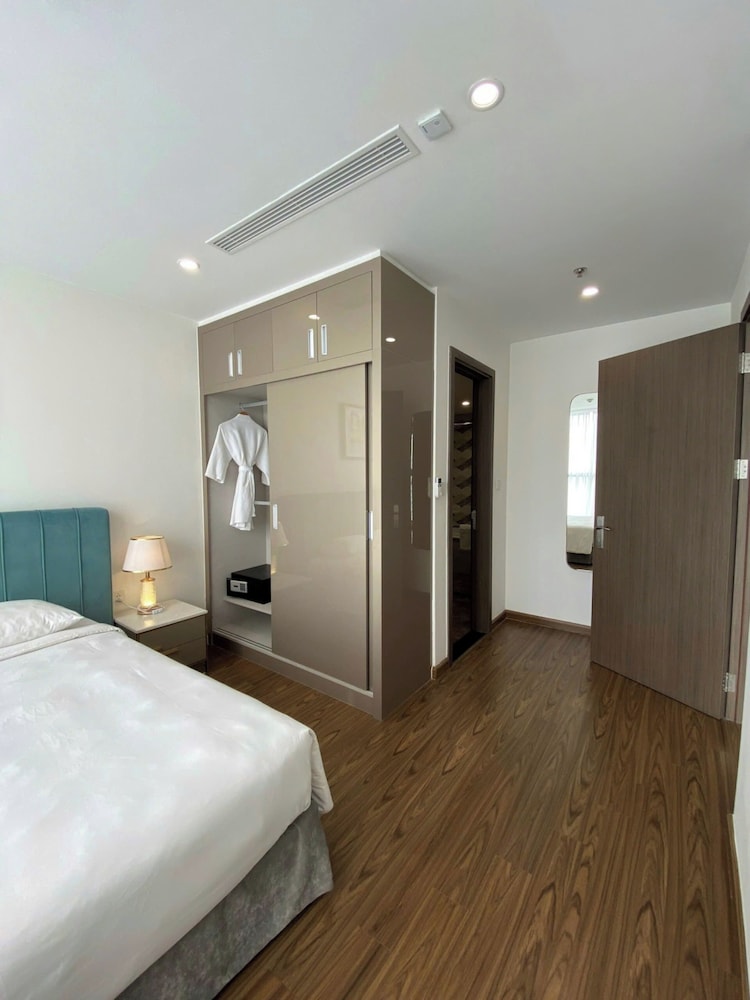 Vinhomes West Point Residence