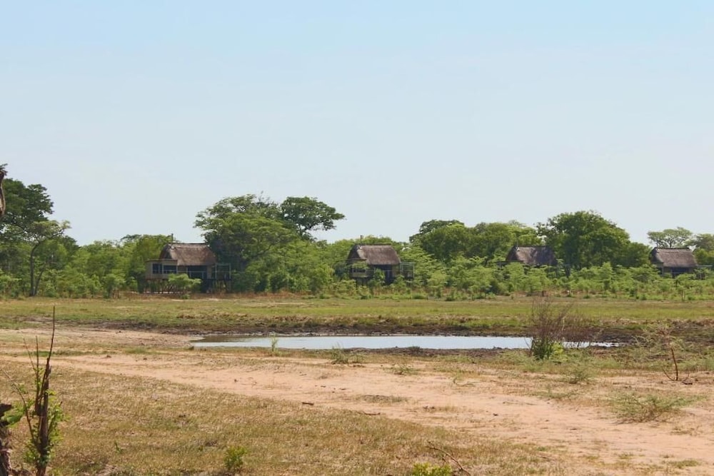 Elephant's Eye, Hwange
