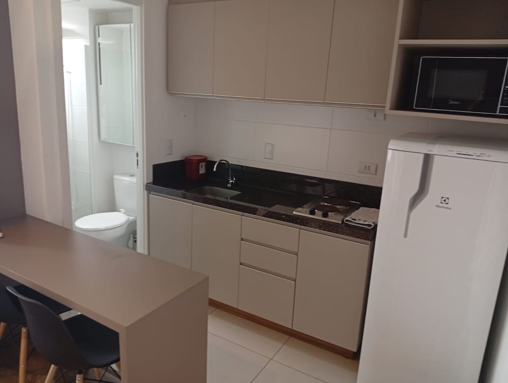Modern Studio w/ Barbecue Grill Sel1110