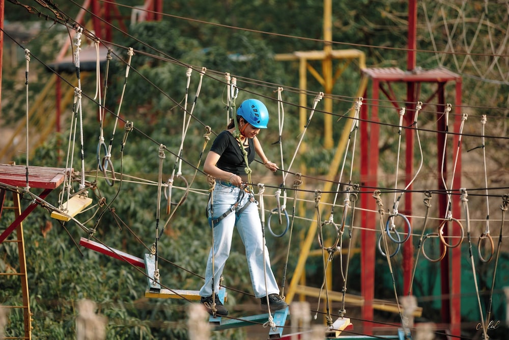 Daksh Resort And Amusement Park