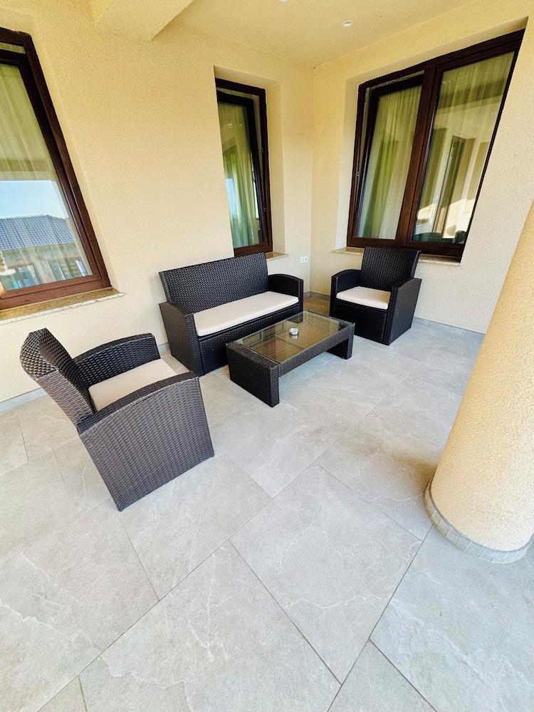 Roua Residence