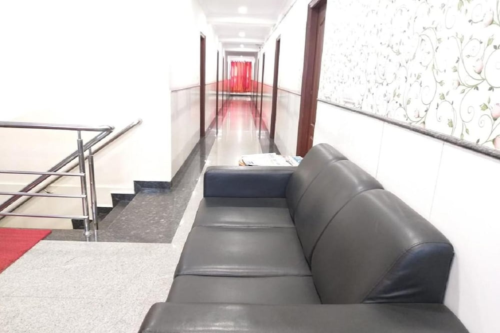 Hotel Champion Inn near Yeswantpur Junction Railway Station view 2