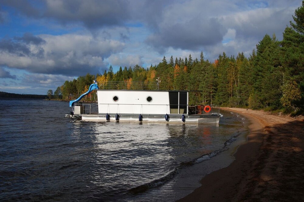Houseboat Jyväskylä