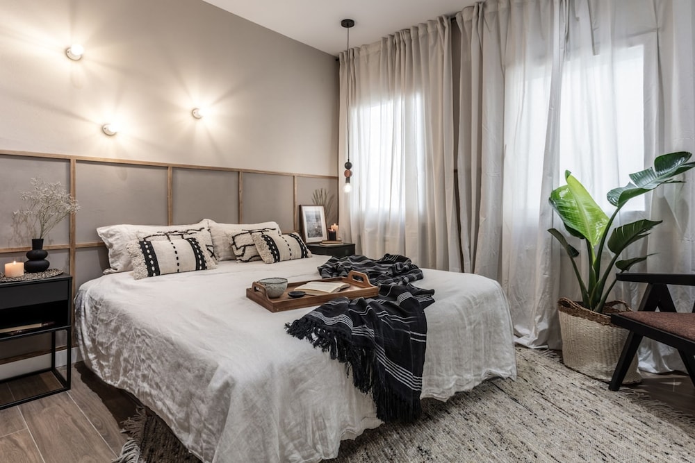 Lisala - 2 Bedrooms in Trafalgar