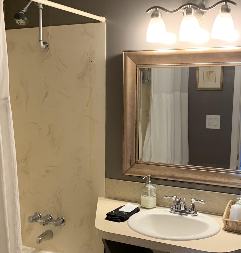 Ashland Vacations - Palm Cottages - Property Image 19
