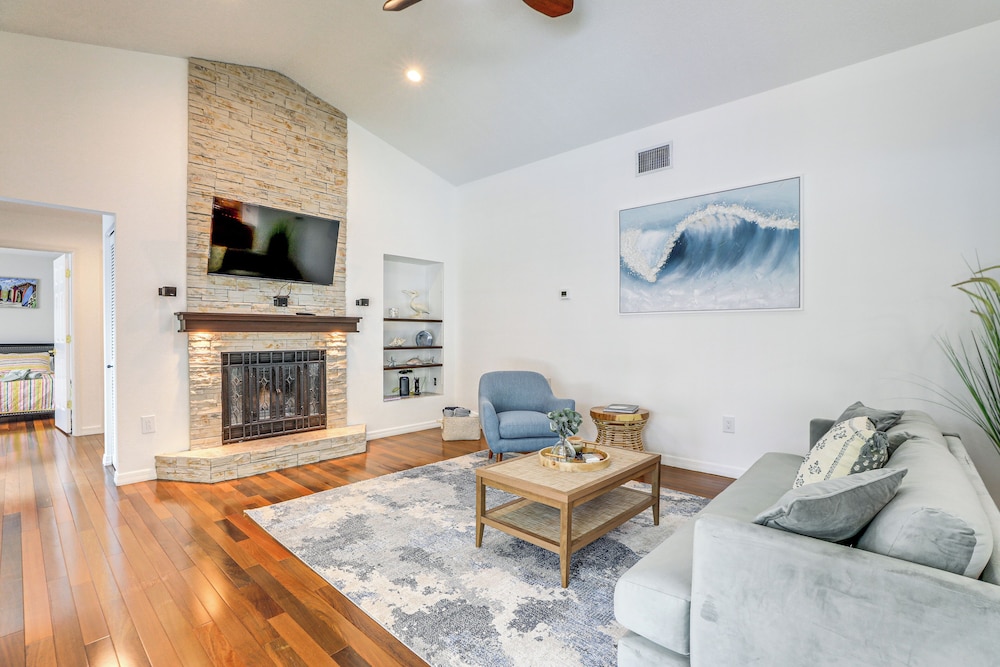 1 Mi to Beach: Family-friendly Home in Bradenton!