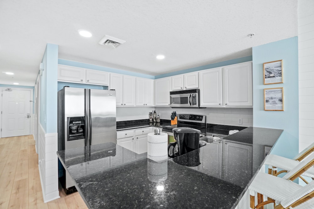 Calypso Beach Resort by Panhandle Getaways
