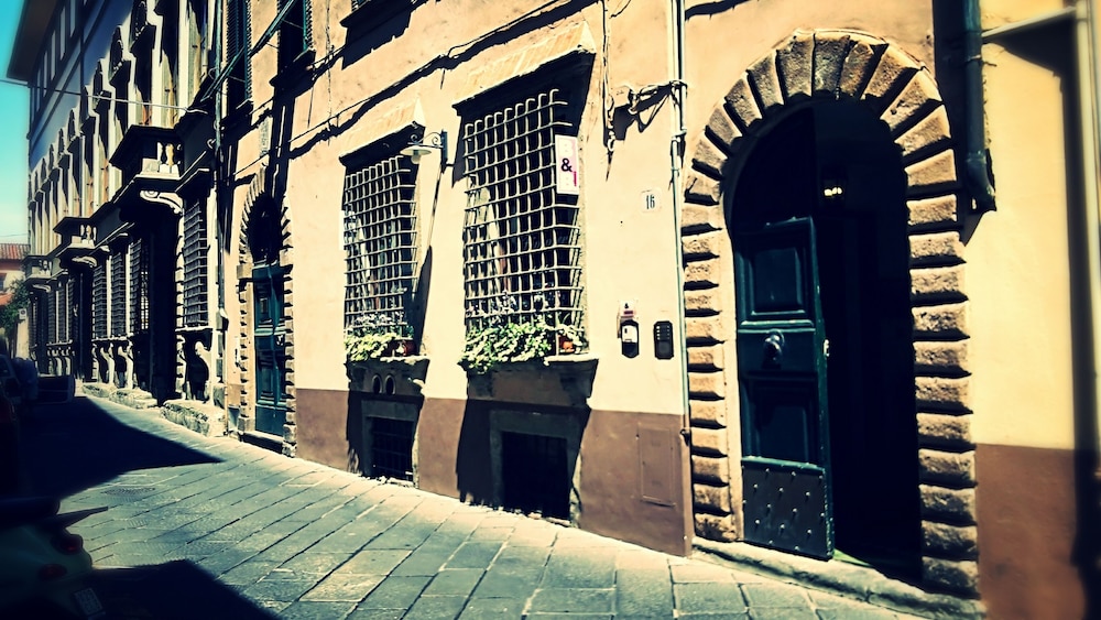 La Colonna ( Historic Center )