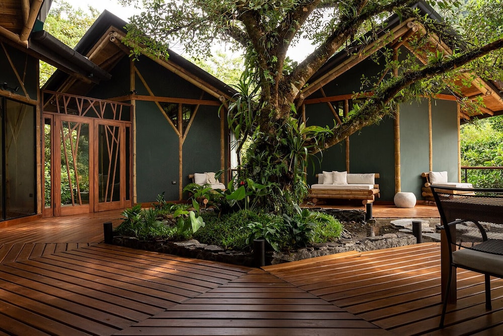 El Tigre Hideaway