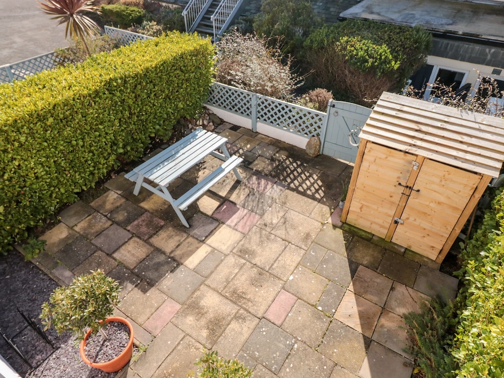 3 West Park Mews